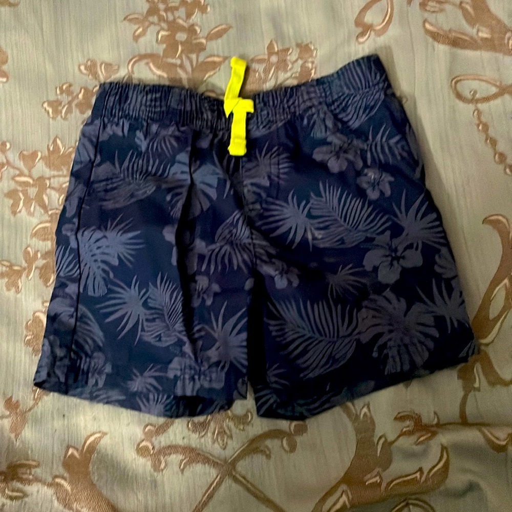 George swimming shorts for Newborn 💙🦋